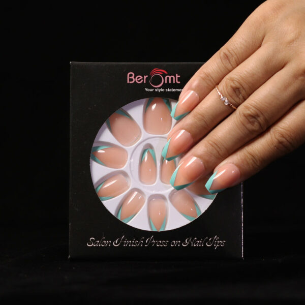 Beromt False Nails Oval Nails