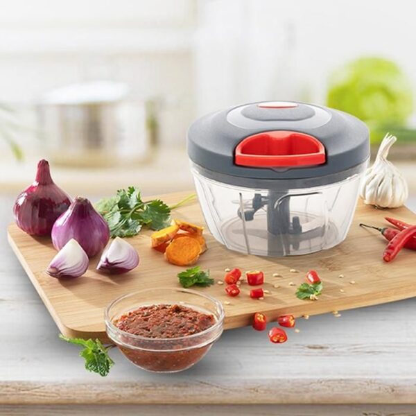 Mini Plastic Vegetable & Fruit Chopper (450ml)