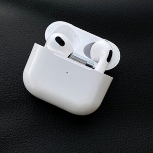 AirPods (3rd generation) Wireless Earbuds