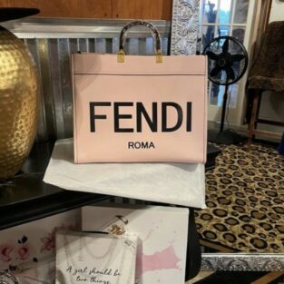 Fendi Handbag Roma Plain Ladies Trendy Leather 239