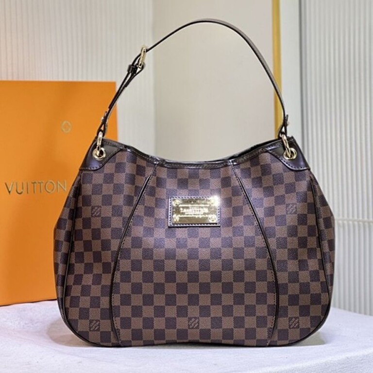 Louis Vuitton Handbag Galleria Tote With Dust Bag m56382