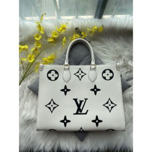 Leather Louis Vuitton Bag