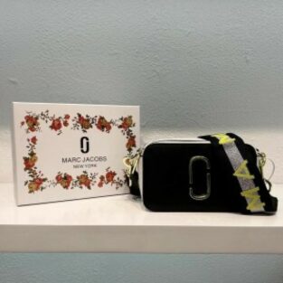 Marc Jacobs Handbag Snapshot Premium Quality With OG Box and Dust Bag