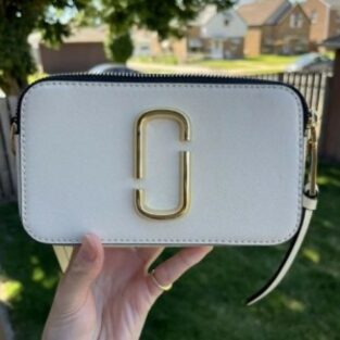Marc Jacobs Handbag Snapshot Premium Quality With OG Box and Dust Bag