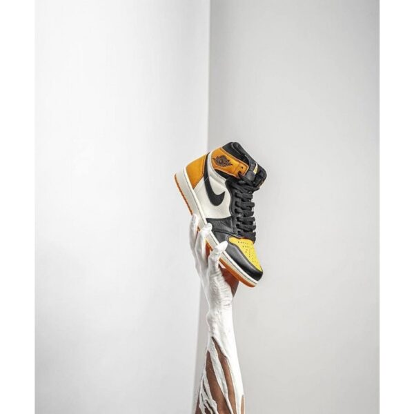 Men's Nike Air Jordan Shoes Retro 1 Taxi Original Yellow Box