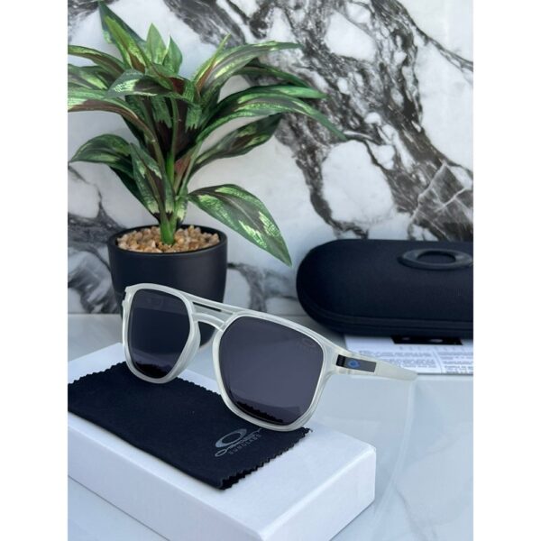 Men's Oakley Sunglasses 05 White Black