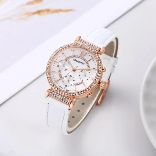 Luxurious Swarovski Watch For Women (BDS3803)