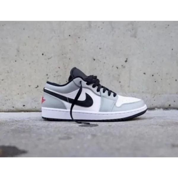 Premium Nike Air Jordan Retro 1 Low Shoes For Men With Brand Box (SUP5618) - Image 2