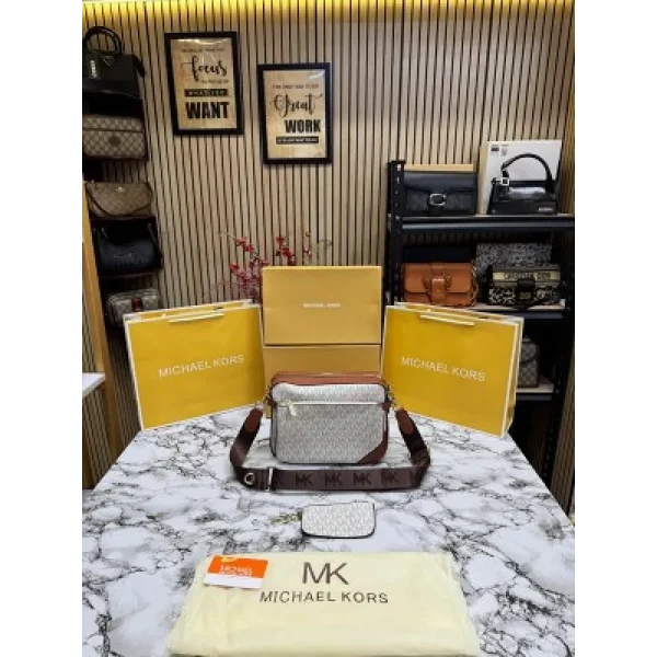 Imported Michael Kors Handbag For Women (SUP5291)