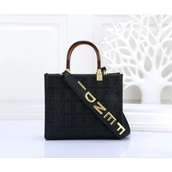 Imported Fendi Handbag For Women (LAZ2225)