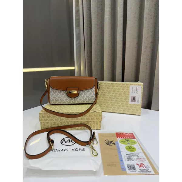 Luxurious Michael Kors Handbag For Women With Brand Box (SUP5481)