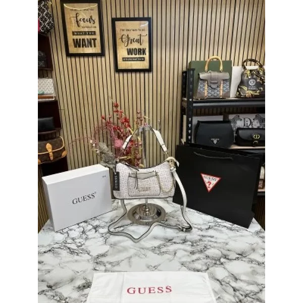 Luxurious Guess Handbag For Women With Brand Box (SUP5486) - Image 2