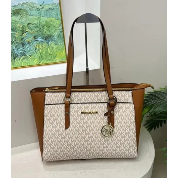 Luxurious Michael Kors Handbag For Women With Brand Box (SUP5489)