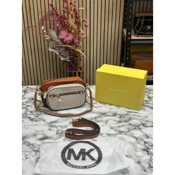 Luxurious Michael Kors Handbag For Women (SUP5388)