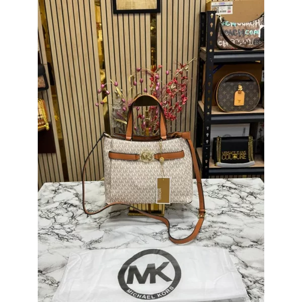 Luxurious Michael Kors Handbag For Women With Brand Box (SUP5430)