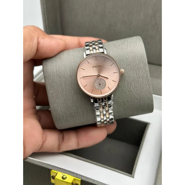 Stylish Fossil Watch For Women (XEN114)