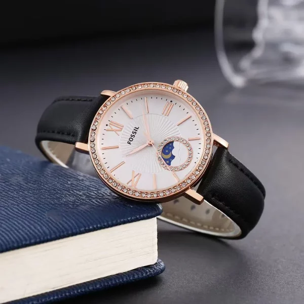 Stylish Fossil Watch For Women (XEN127)