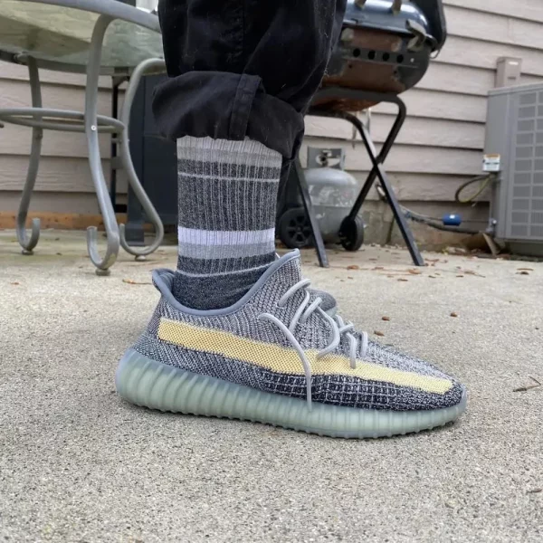 Premium Adidas Yeezy 350 V2 Ash Blue Shoes For Men (UF265) - Image 3