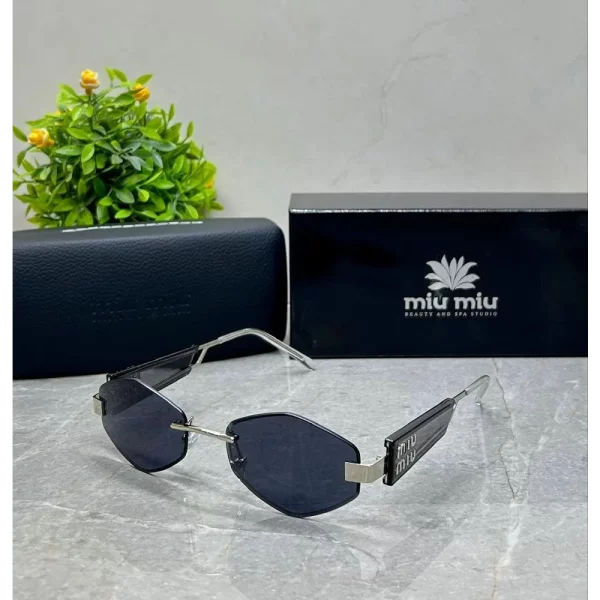 Stylish Miu Miu Sunglasses (XEN285)