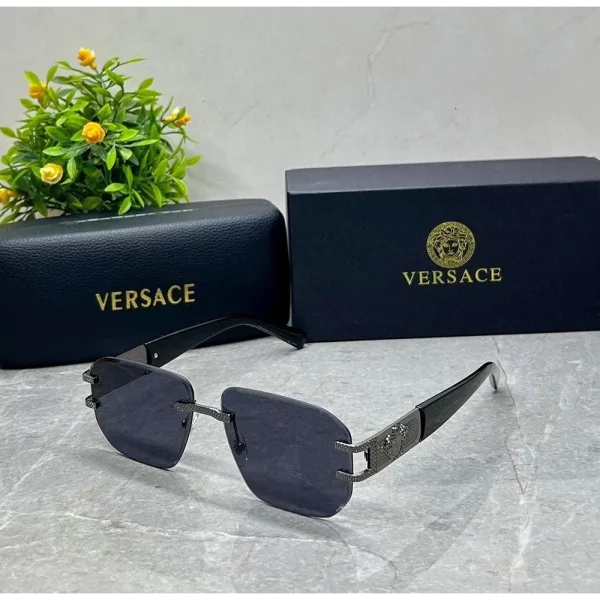 Stylish Versace Sunglasses (XEN290)